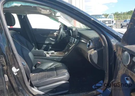 2015 Mercedes-Benz C 300 4Matic from USA, damaged, VIN 55SWF4KB0FU014925